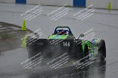 media/Nov-15-2025-CalClub SCCA (Sat) [[7bfa5a7151]]/Qualifying/Group 4/